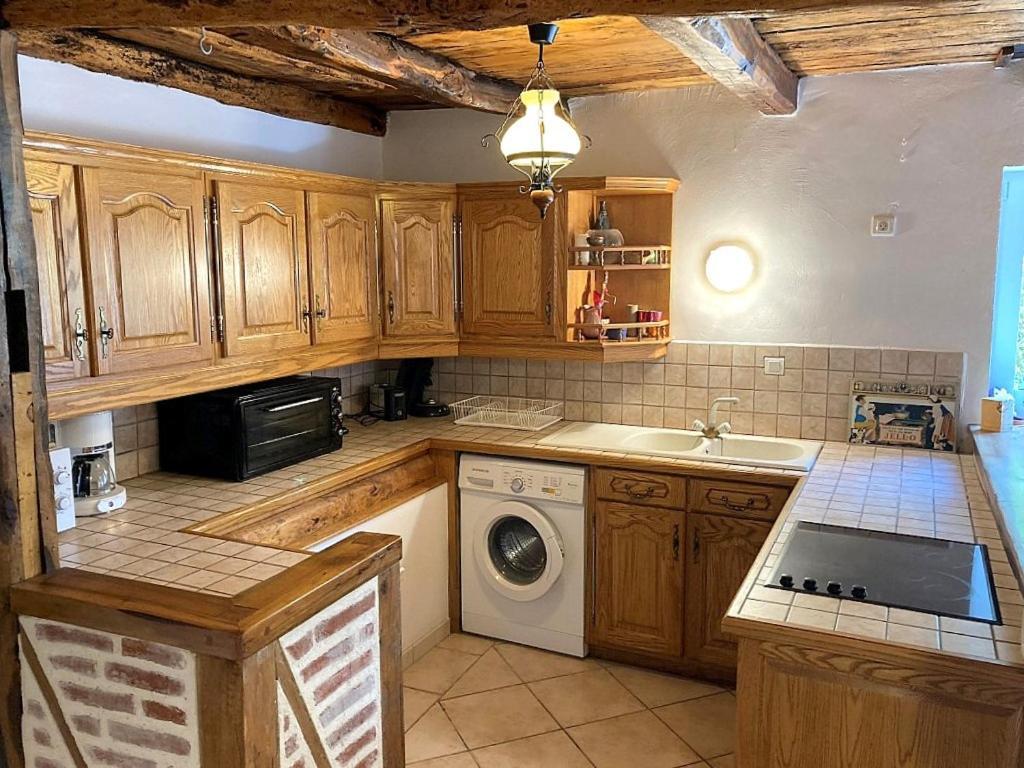 Location Gite Entre Cahors Et St Cirq Lapopie Arcambal Exterior foto